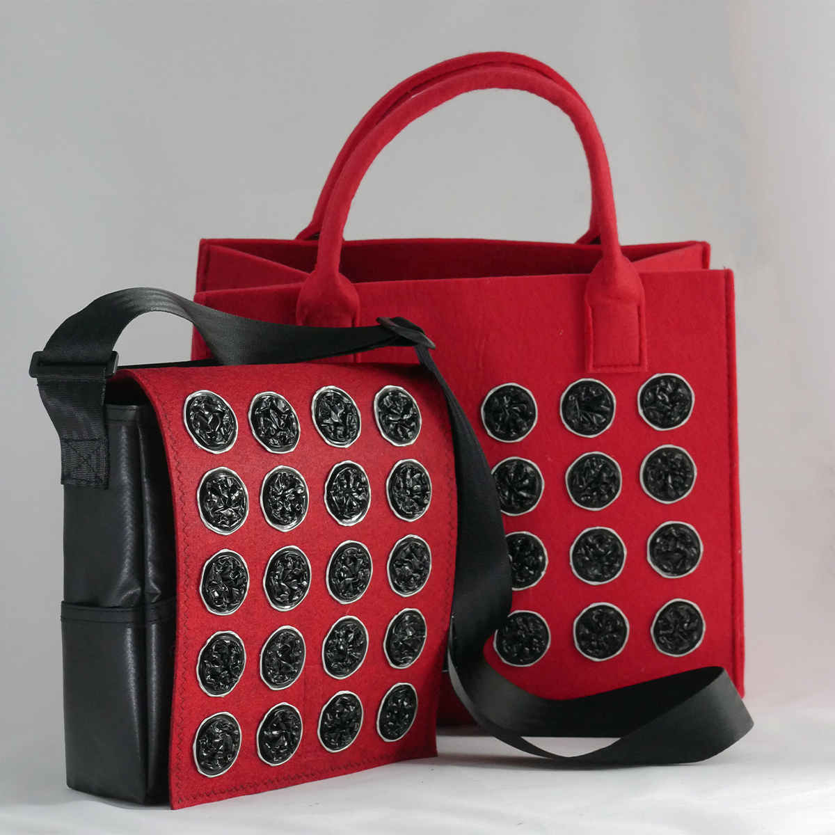 tasche-mit-wechseldeckel-rot